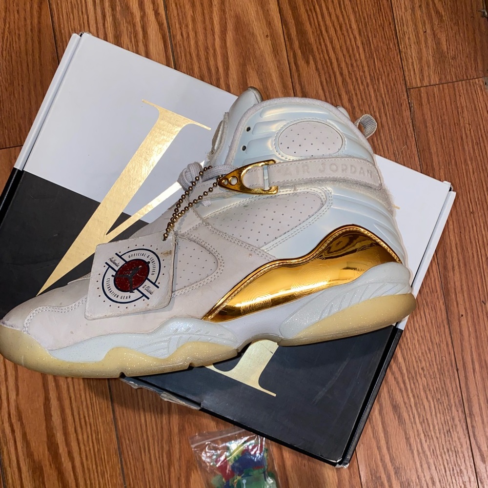 Air Jordan 8 Retro: “Trophy”